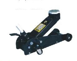 Hydraulic Service Jack With Fort Pedal 21030 Hydraulic Service Jack With Fort Pedal 21030